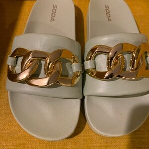 Soda Mint Green Slides
